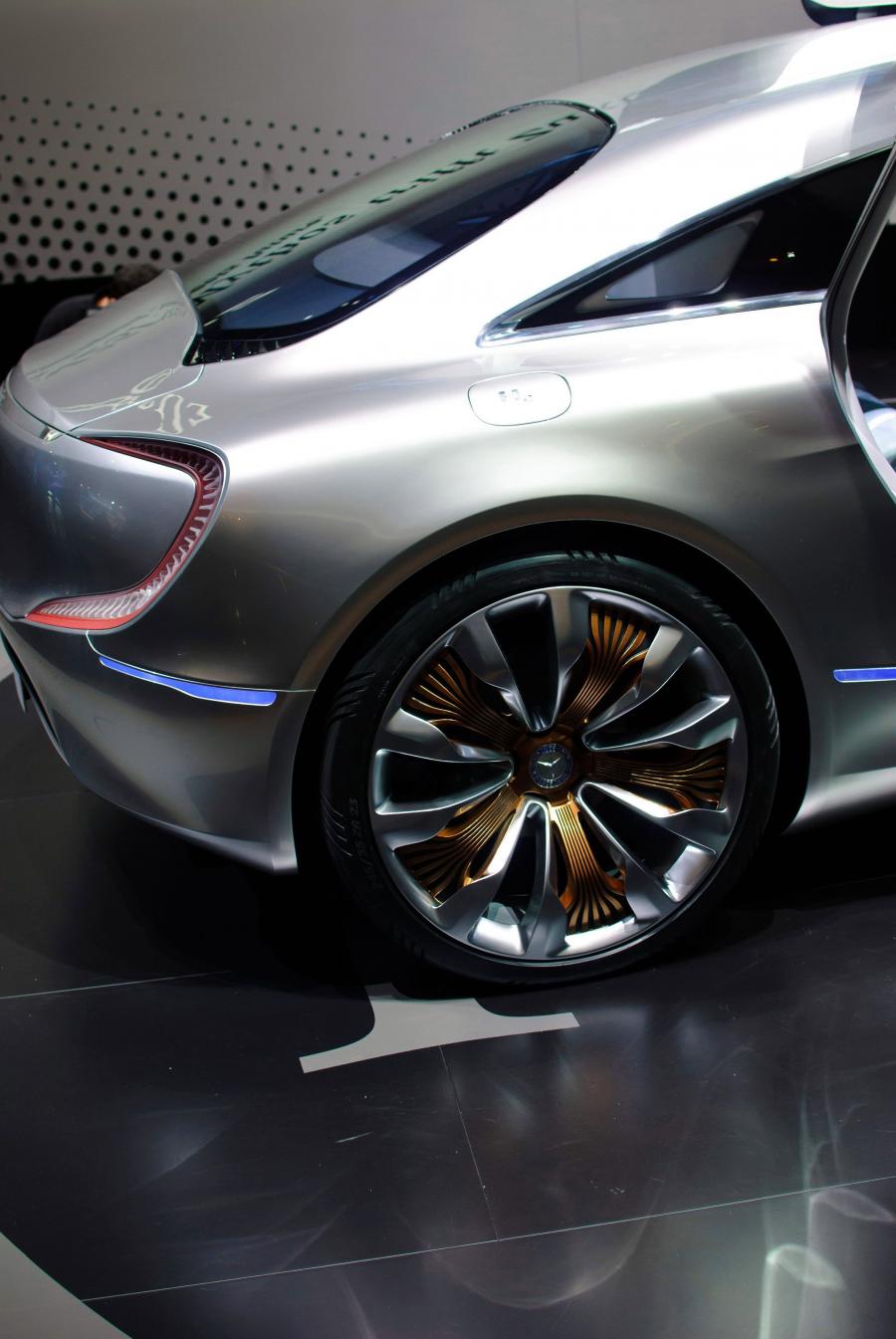  Mercedes-Benz F125 Concept 2011 года  (фото 6 из 109)
